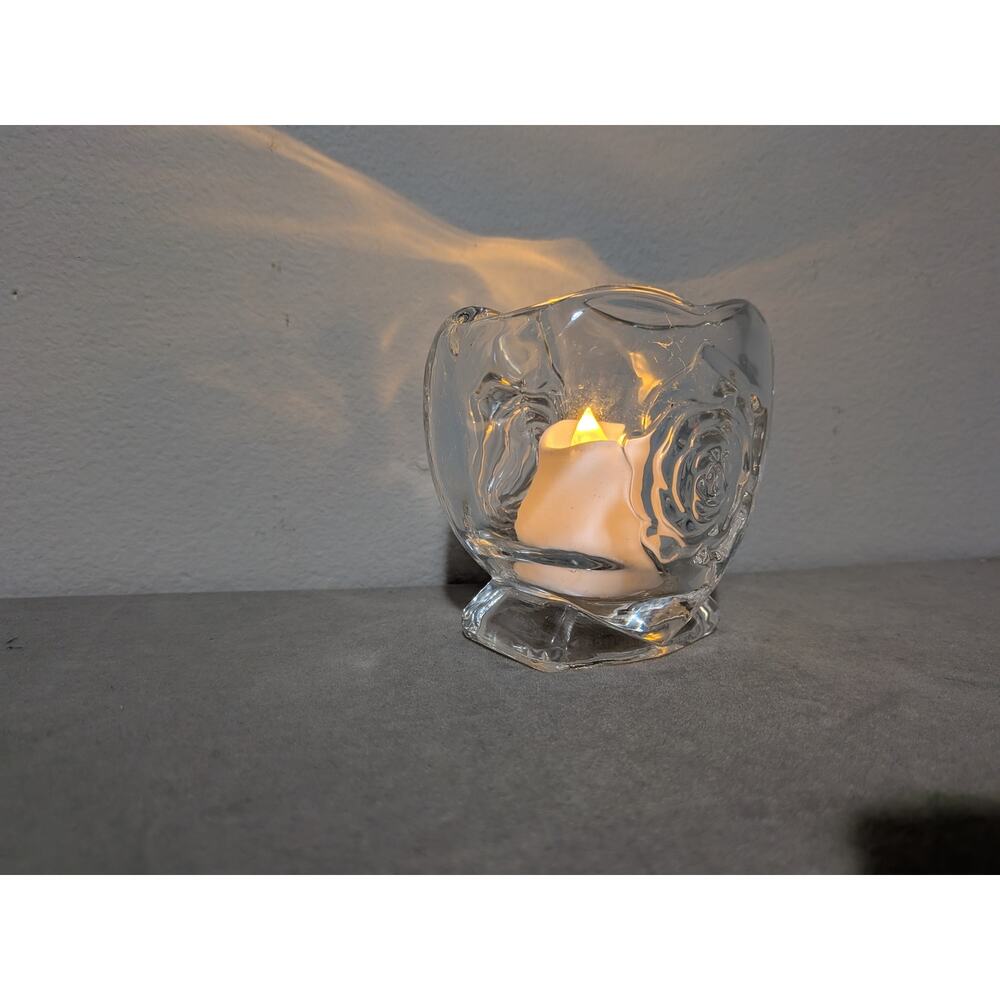Partylite Rosehearts ~ Clear Glass Heart Shaped Candle Holder with Rose Pattern - Picture 8 of 10